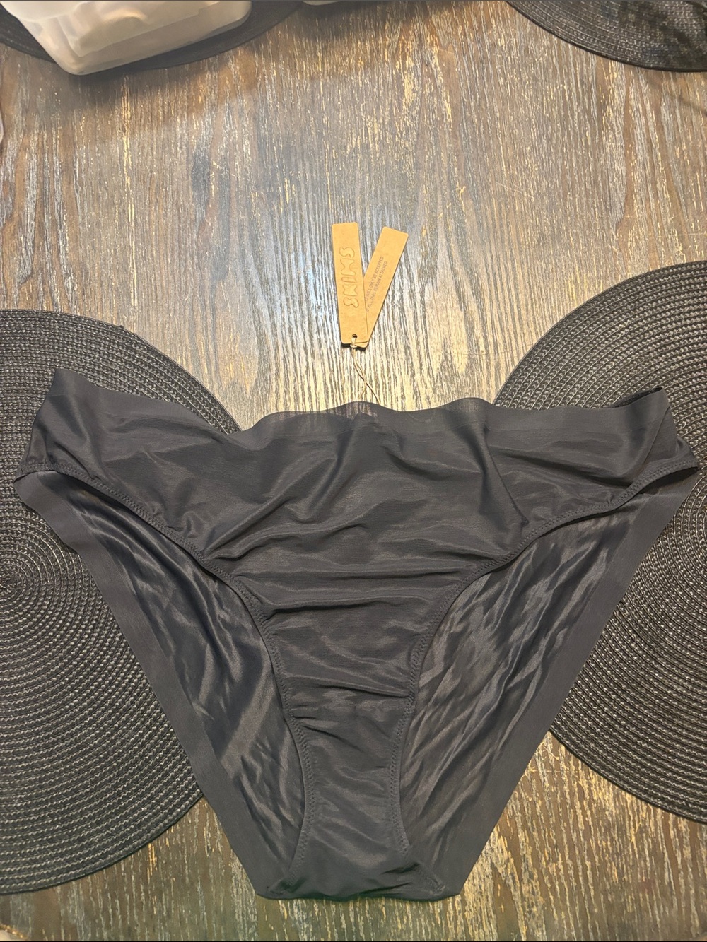 SKIMS Black weightless Bikini Panty 4X